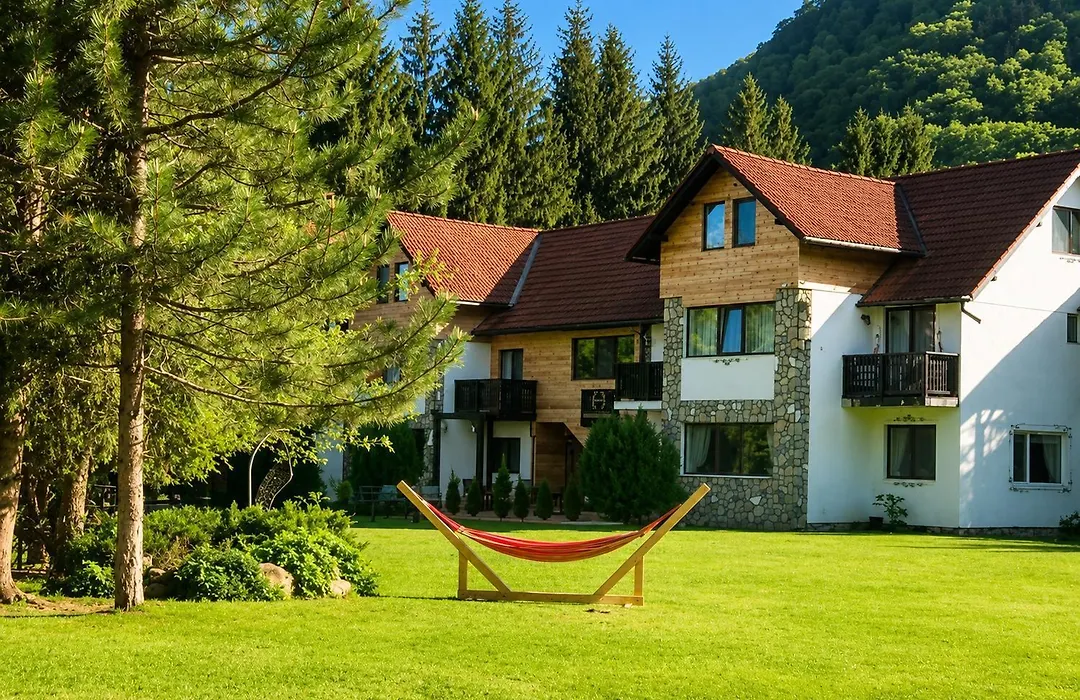 Garden Retreat (Adults Only)-1