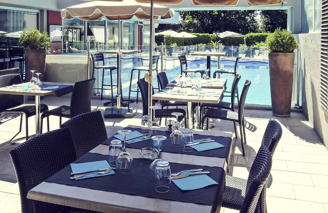 Mercure Orange Centre A7/A9-1
