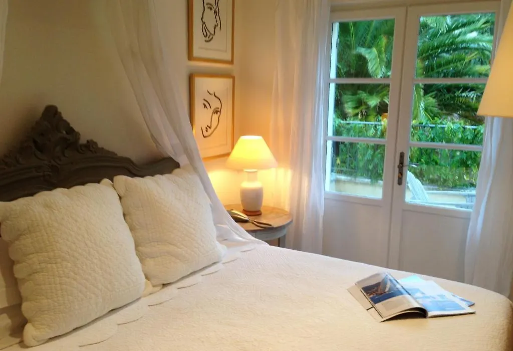 Pastis Hotel St Tropez-1