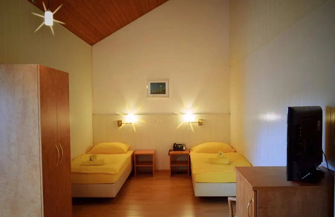 Hotel Locanda-1
