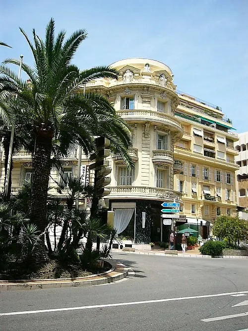 Hotel Alexandra-1