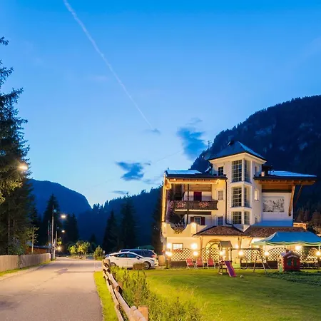 Chalet Pineta relax location-3