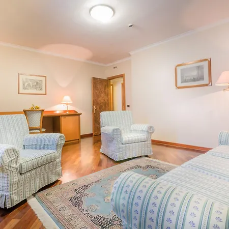 Capital Inn-3