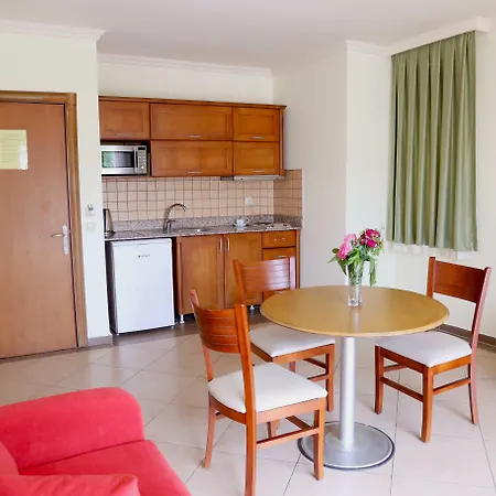 Club Karakas Apart Otel-2