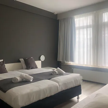 Grand Hotel Central-2
