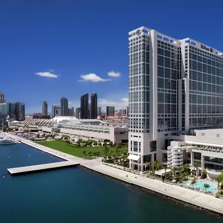 Hilton San Diego Bayfront-3