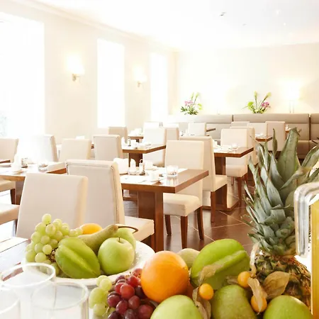 Hotel Domicil Hamburg By Golden Tulip-3