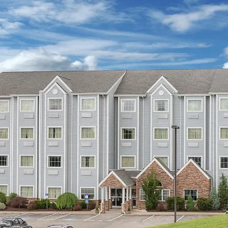 Microtel Inn & Suites By Wyndham Waynesburg-2