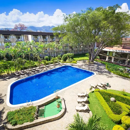Best Western Plus Como Park Hotel-2