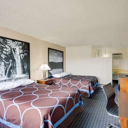 Super 8 By Wyndham Alturas-3