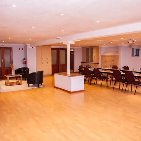 Paternoster Lodge-3