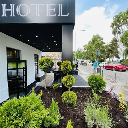 Side One Design Hotel Garni-2