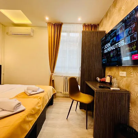Side One Design Hotel Garni-3