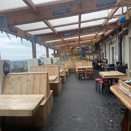 Harbour House Inn Newcastle, Northern Ireland-3