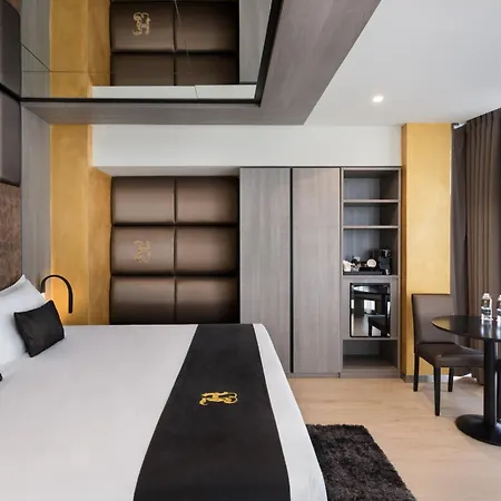 Hugo's Boutique Hotel - Adults Only-3