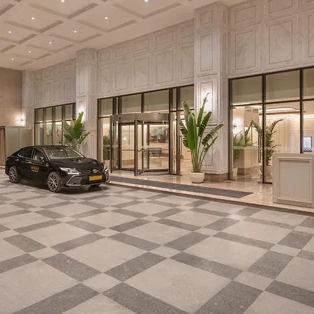 Aurika, Mumbai International Airport - Luxury By Lemon Tree Hotels-3