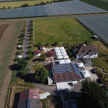 Vorgebirgsblick Ruhige Gästezimmer mit Self-Check-in-2
