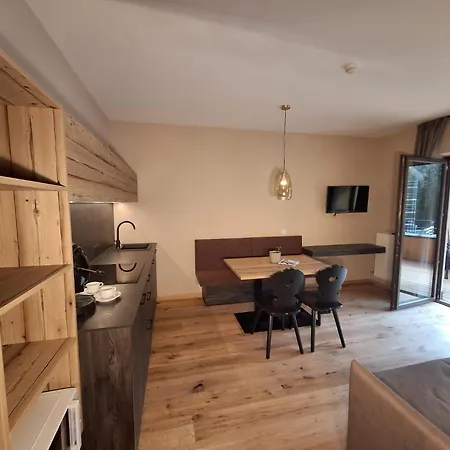 Alpenspitz Appartements - Garni - B&B-3