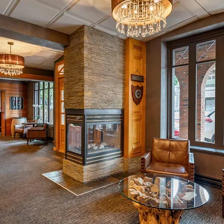 Regent Hotel Revelstoke-2