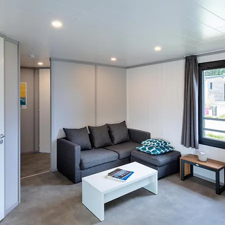 Les Cottages de La Baule : Chalet de standing 7 personnes - Piscine-2