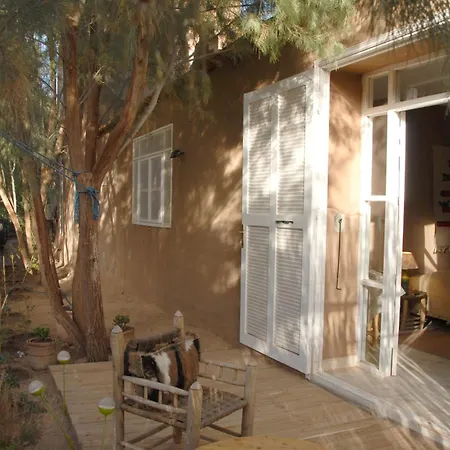 Villa Zagora Desert Retreat Restaurant-Pool-Sahara Tours-3