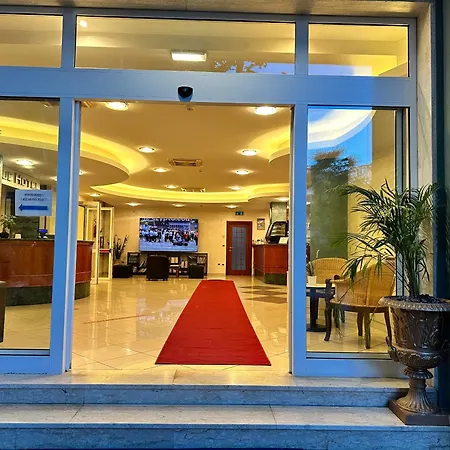 Blue Hotel-3