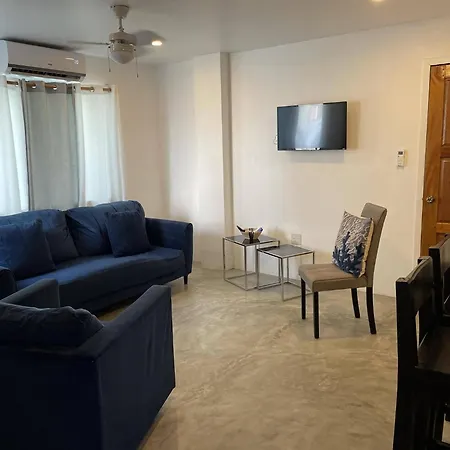 Flip Flop Inn Suites Unit 1-3