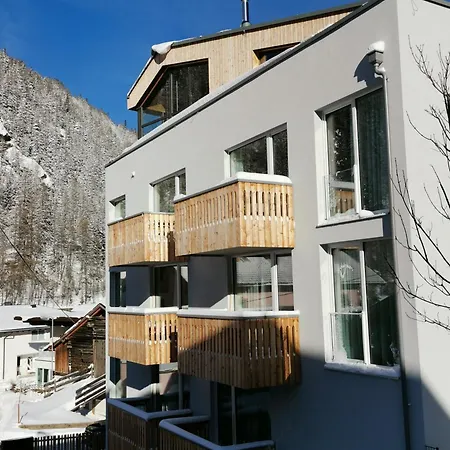 All-Suite Resort Zwieselstein - Soelden-3