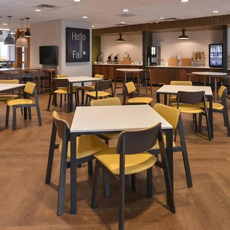 Fairfield Inn & Suites By Marriott Columbus Grove City-2
