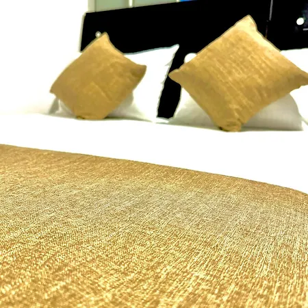Hotel Emily Suites-2