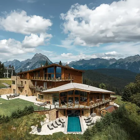 Chalet G12 - Mountain Luxury Apartments By Peak Stay-3