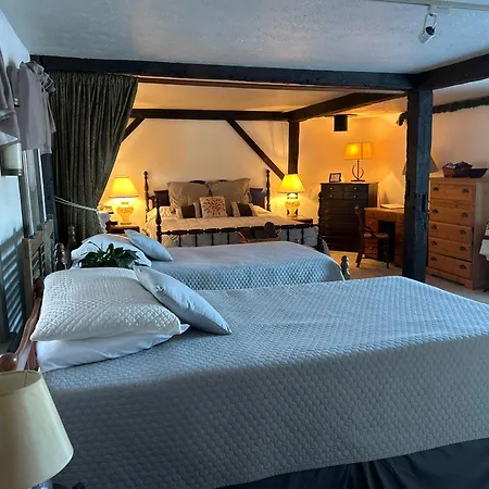 Timber Post Bed & Breakfast-2