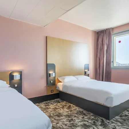 B&B HOTEL Marseille Les Ports-3