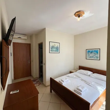 Hotel Veli-2