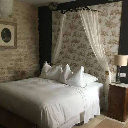 Le Mas Des Auges-3