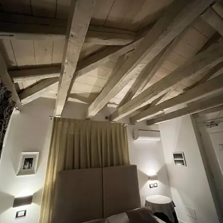 Barbacan Boutique Hotel-3
