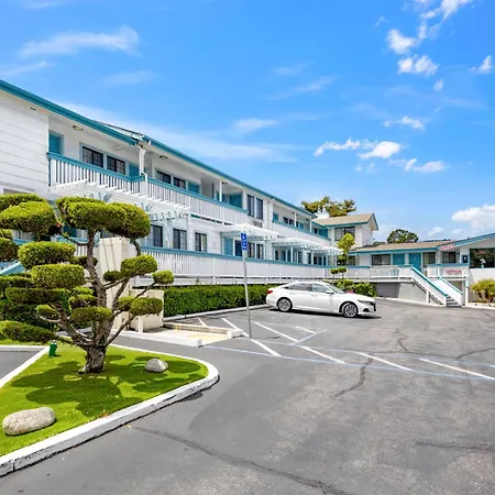 Arbor Inn Monterey-3
