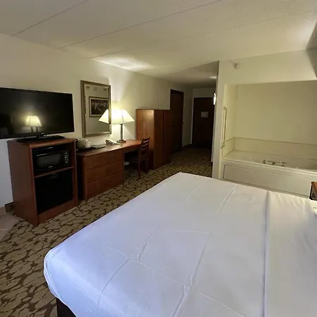 Americinn Lodge & Suites Of Appleton-3
