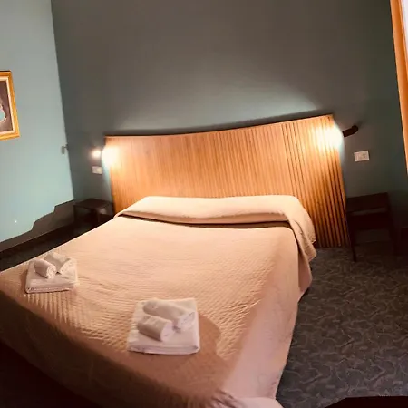 Hotel Rey'S-2