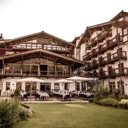 Kitzhof Mountain Design Resort 4 Sterne Superior-3