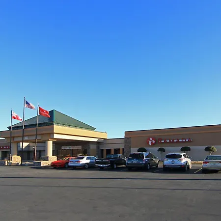 Ramada By Wyndham Macon-2