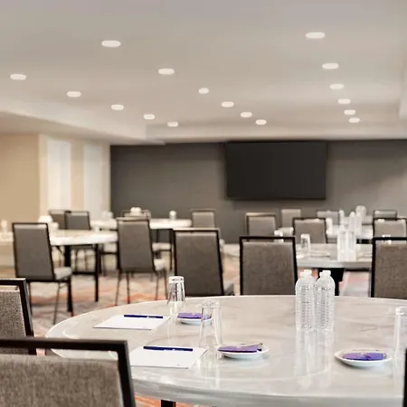 Doubletree By Hilton Columbus Dublin-3