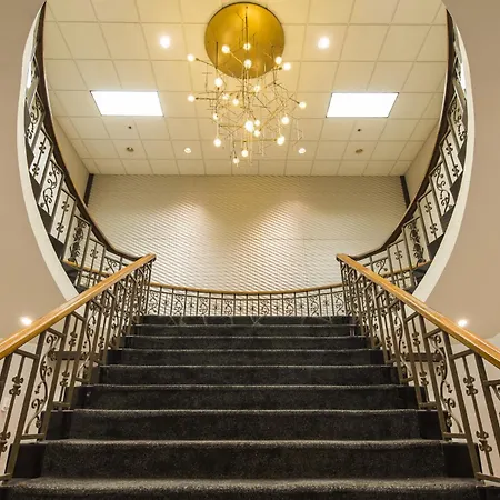 The Madison Concourse Hotel-2