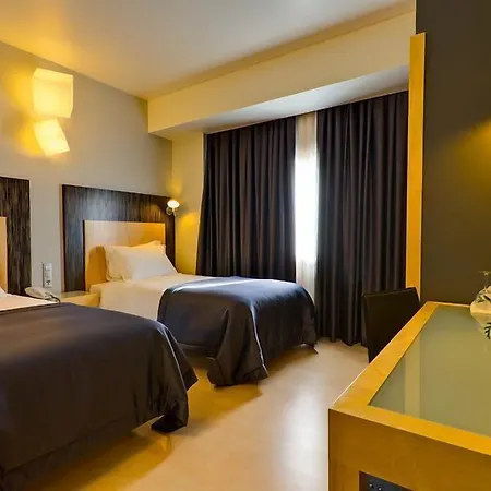 Hotel Alif Avenidas-3