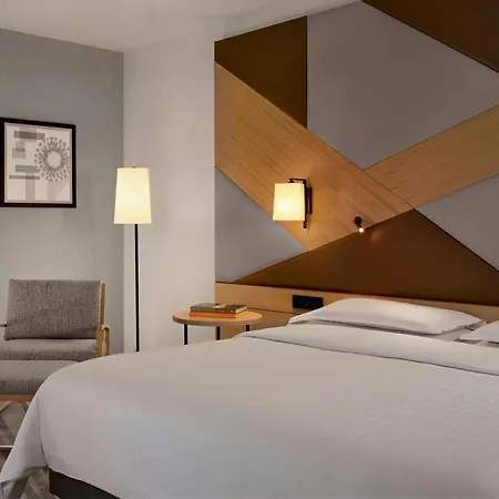 Sheraton Amsterdam Airport Hotel And Conference Center-3