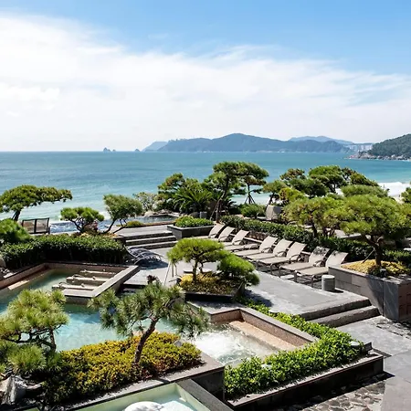 Paradise Hotel Busan-3