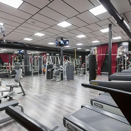 Ramada By Wyndham Sofia City Center-3