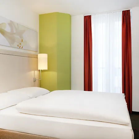 H+ Hotel Muenchen-2
