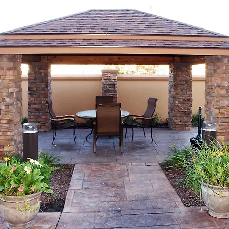 Courtyard Des Moines West-Jordan Creek-2