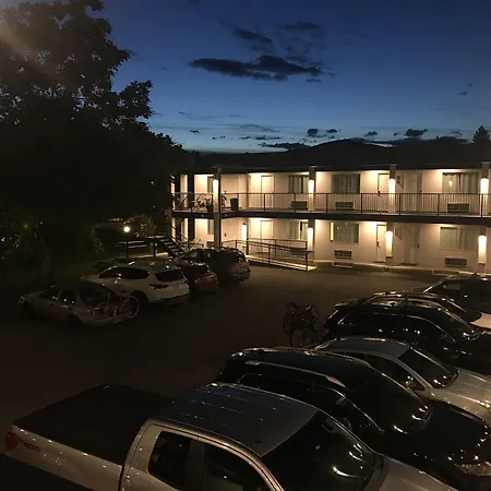 Oasis Inn-3